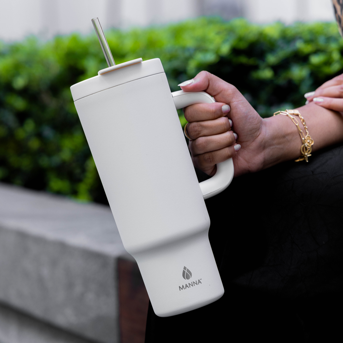 40-oz-leisure-tumbler-f5 Core_Home_Manna_Lifestyle_AUG_13-38.png